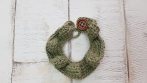 green scarf for crochet toys