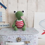 free crochet frog pattern