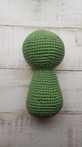 crochet skittle frog