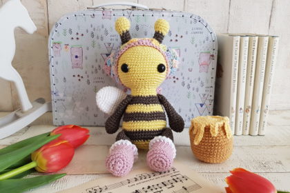 crochet bee pattern