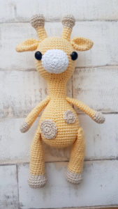 crochet giraffe