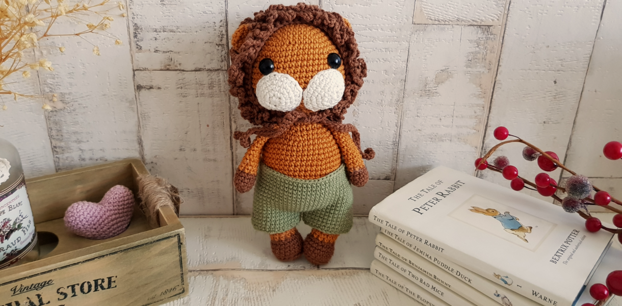 crochet lion