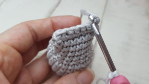 connecting yarn into first stitch