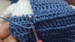 connecting yarn for the edge of the trousers